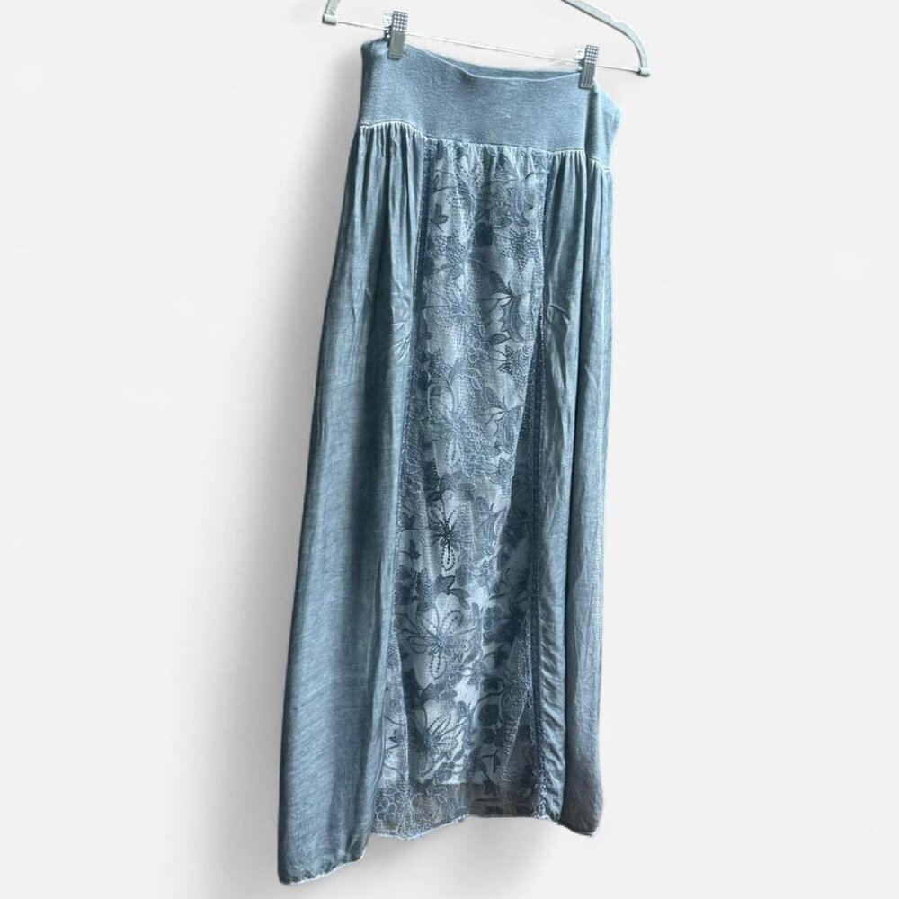 SOLD // Y2K BOHEMIAN SUPER LIGHT BLUE-ISH GRAY Maxi Skirt - w/ floral panels!